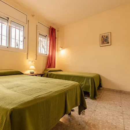 Abuelos By Interhome * Cambrils