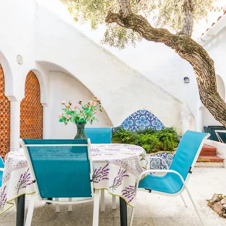 Holiday home Abuelos By Interhome